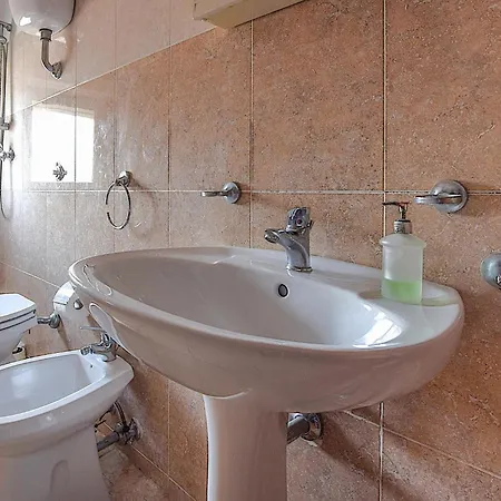 Appartamento Awesome In Palmi